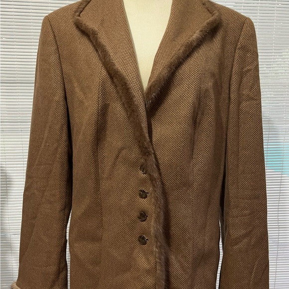 Escada Camel Hair Blazer - Picture 3 of 8